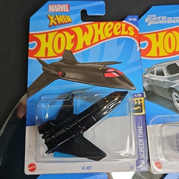 Four Hot Wheels Diecast Screen Time K.I.T.T. Disney Steamboat X-Jet XMen Charger - Picture 4 of 10